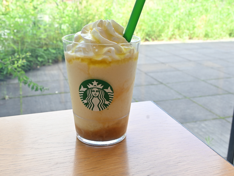 洋なし 生キャラメル フラペチーノ